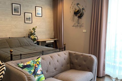 Condominio de 1 dormitorio en Sathon, Bangkok, Tailandia № 143478 - foto 2