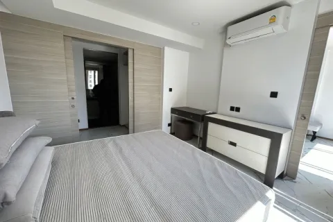 Apartamento de 2 dormitorios en Bangkok, Tailandia № 203967 - foto 3