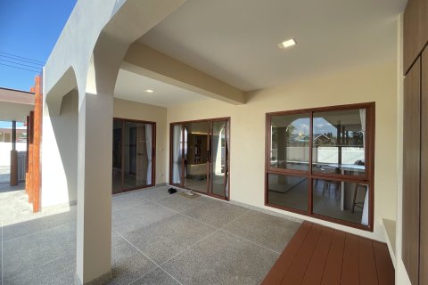 Villa in Hua Hin, Thailand 4 Schlafzimmer № 169905 - Foto 13