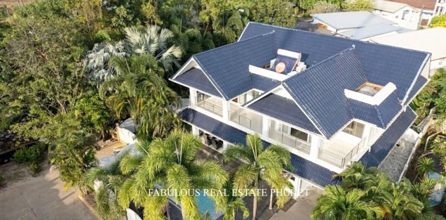 Villa in Rawai, Thailand 4 Schlafzimmer № 179645
