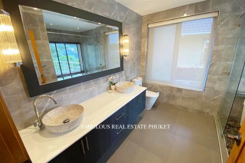 Villa in Rawai, Thailand 4 Schlafzimmer № 179645 - Foto 12