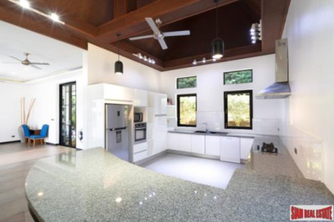Chalet de 3 dormitorios en Ko Lanta Yai, Tailandia № 203158 - foto 5