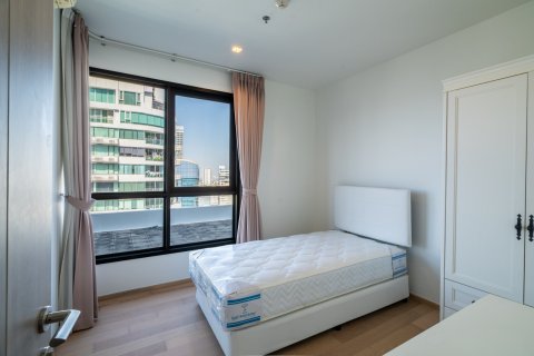 Condo in Watthana, Bangkok, Thailand, 2 bedrooms  № 154929 - photo 14