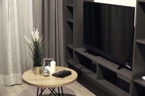 Condo in Pathum Wan, Bangkok, Thailand, 2 bedrooms № 48033 - photo 2