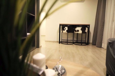 Condo in Pathum Wan, Bangkok, Thailand, 2 bedrooms № 48033 - photo 4