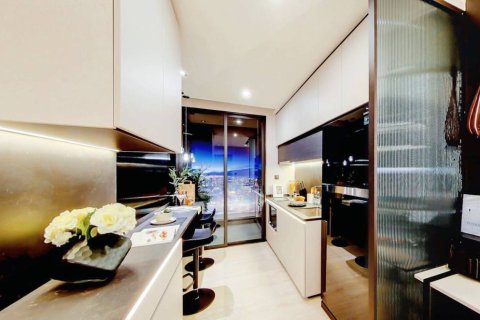 Condominio de 1 dormitorio en Khlong Toei, Bangkok, Tailandia № 176806 - foto 3