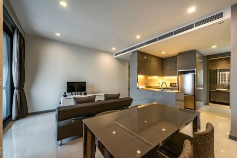 Condo in Bangkok, Thailand, 2 bedrooms  № 143090