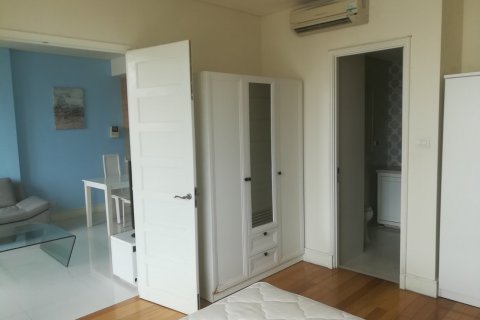 Condominio de 1 dormitorio en Bangkok, Tailandia № 143110 - foto 4