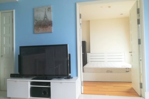 Eigentumswohnung in Bangkok, Thailand, 1 Schlafzimmer  № 143110