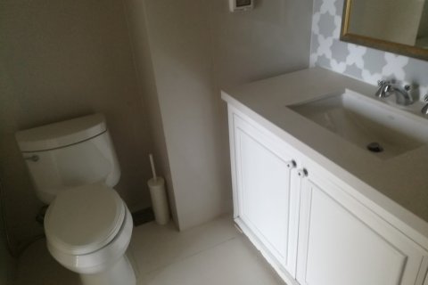 Condominio de 1 dormitorio en Bangkok, Tailandia № 143110 - foto 9
