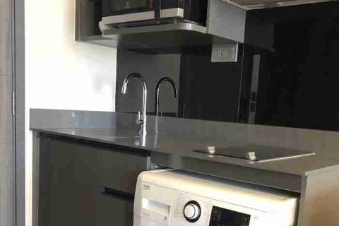 Condominio de 1 dormitorio en Bangkok, Tailandia № 183386 - foto 6