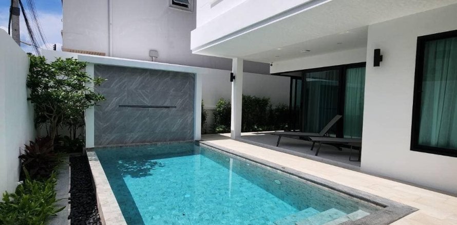 Chalet de 4 dormitorios en Kathu, Tailandia № 171160
