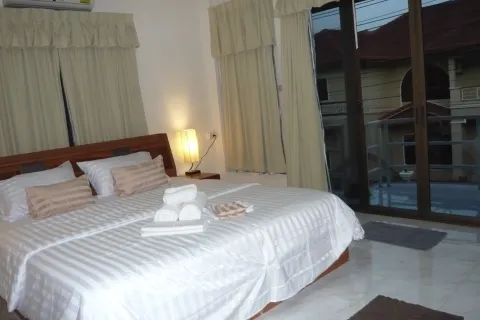 Adosado de 2 dormitorios en Kathu, Tailandia № 171158 - foto 9