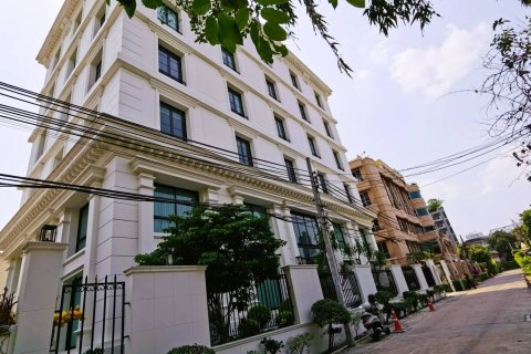Casa de 13 dormitorios en Bangkok, Tailandia № 180801 - foto 27