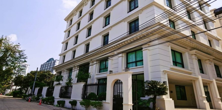 Casa de 13 dormitorios en Bangkok, Tailandia № 180801