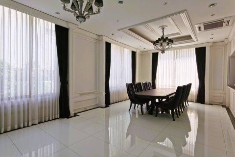 Casa de 13 dormitorios en Bangkok, Tailandia № 180801 - foto 14