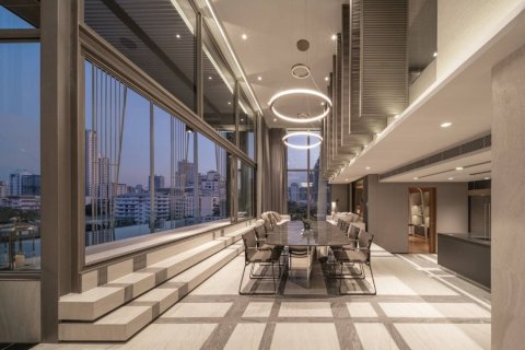 Ático de 4 dormitorios en Bangkok, Tailandia № 180805 - foto 3