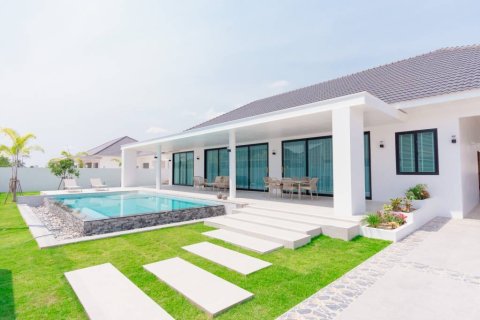 Villa in Pran Buri, Thailand 3 Schlafzimmer № 164955