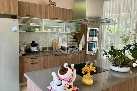 Chalet de 4 dormitorios en Phuket, Tailandia № 190730 - foto 5