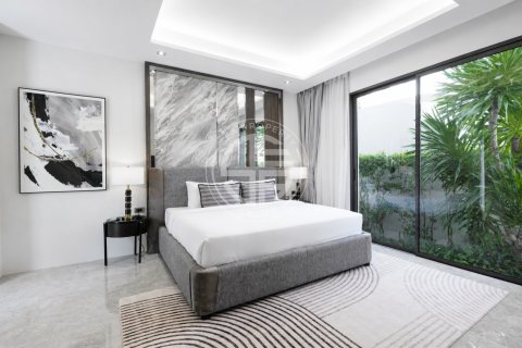 Chalet de 4 dormitorios en Bang Tao, Tailandia № 190726 - foto 14