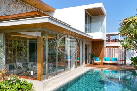 Chalet de 4 dormitorios en Phuket, Tailandia № 190731 - foto 13