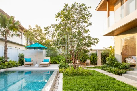 Chalet de 4 dormitorios en Phuket, Tailandia № 190731 - foto 11