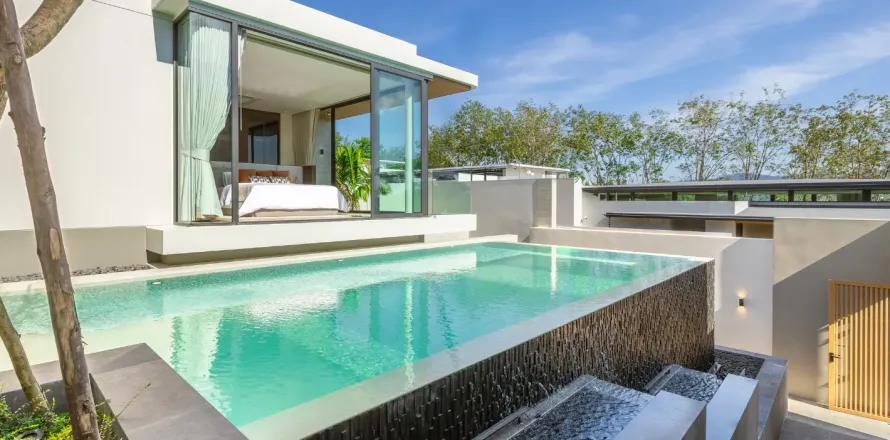 Chalet de 4 dormitorios en Phuket, Tailandia № 190729