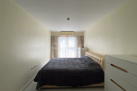 Condo in Bang Lamung, Thailand, 1 bedroom  № 232976 - photo 5