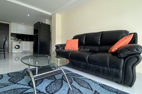 Condo in Bang Lamung, Thailand, 1 bedroom  № 232976 - photo 3