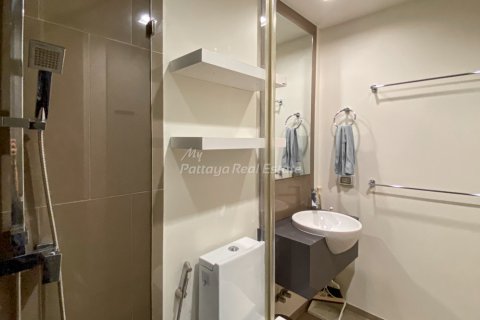คอนโดมิเนียมในบางละมุง, ประเทศไทย, 2 ห้องนอน № 232979 - รูปถ่าย 15