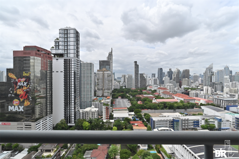 Condo in Bangkok, Thailand, 2 bedrooms  № 185106