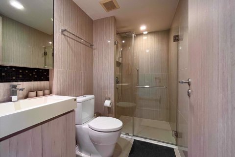 Condominio de 2 dormitorios en Watthana, Bangkok, Tailandia № 71872 - foto 21