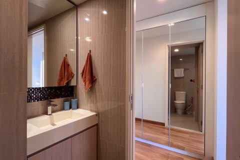 Condominio de 2 dormitorios en Watthana, Bangkok, Tailandia № 71872 - foto 23