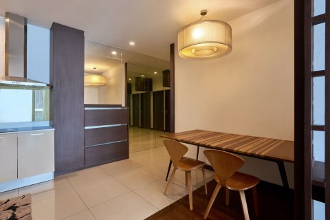 Condominio de 2 dormitorios en Watthana, Bangkok, Tailandia № 71870 - foto 3