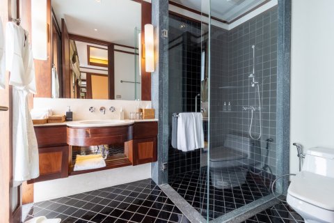 Condo in Kamala, Thailand, 3 bedrooms № 3807 - photo 8