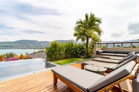 Condo in Kamala, Thailand, 3 bedrooms № 3807 - photo 11