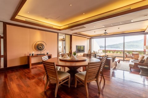 Condo in Kamala, Thailand, 3 bedrooms № 3807 - photo 2