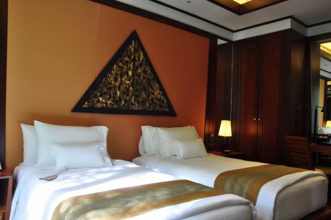 Condo in Kamala, Thailand, 3 bedrooms № 3804 - photo 8