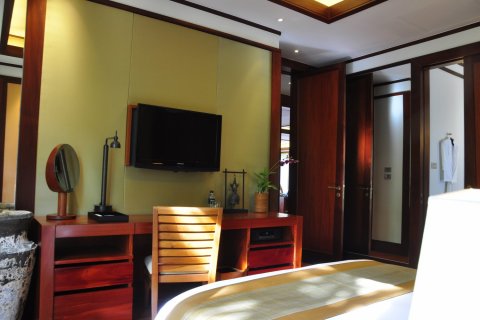 Condo in Kamala, Thailand, 3 bedrooms № 3804 - photo 9