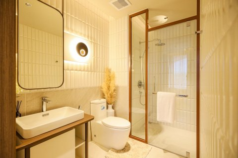 Apartamento de 2 habitaciones en Pattaya, Tailandia № 159745 - foto 7