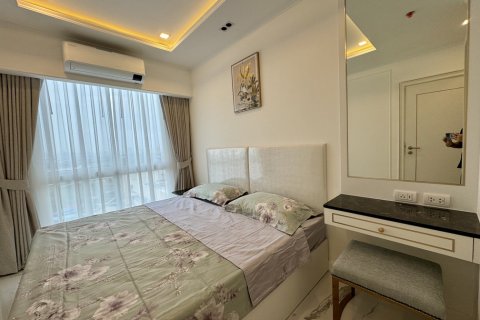 Apartamento de 2 habitaciones en Pattaya, Tailandia № 159743 - foto 7