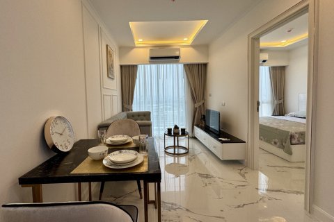 Apartamento de 2 habitaciones en Pattaya, Tailandia № 159743 - foto 3