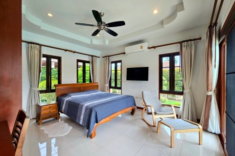 Chalet de 4 dormitorios en Hua Hin, Tailandia № 168289 - foto 24