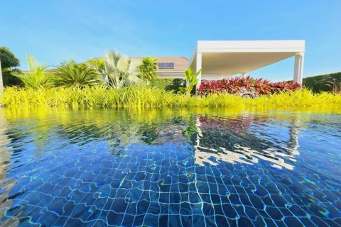 Villa in Hua Hin, Thailand 4 Schlafzimmer № 168290 - Foto 4