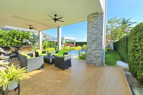 Villa in Hua Hin, Thailand 4 Schlafzimmer № 168290 - Foto 8