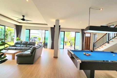 Villa in Hua Hin, Thailand 4 Schlafzimmer № 168290 - Foto 21