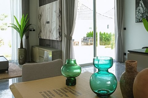 Chalet de 4 dormitorios en Hua Hin, Tailandia № 168325 - foto 13