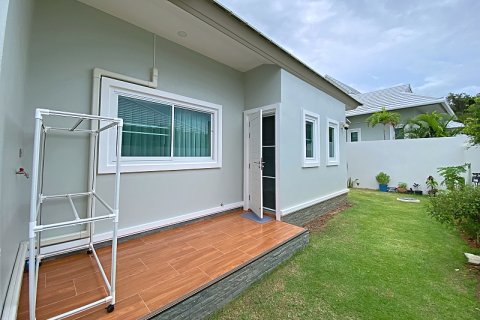 Chalet de 3 dormitorios en Hua Hin, Tailandia № 168324 - foto 22