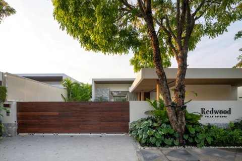 Villa in Pattaya, Thailand 3 bedrooms № 159907