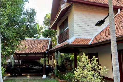 Вилла в Паттайе, Таиланд с 3 спальнями  № 159908